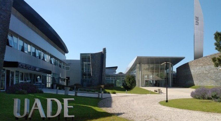 Diez vecinos de Madariaga obtuvieron becas completas para estudiar en UADE