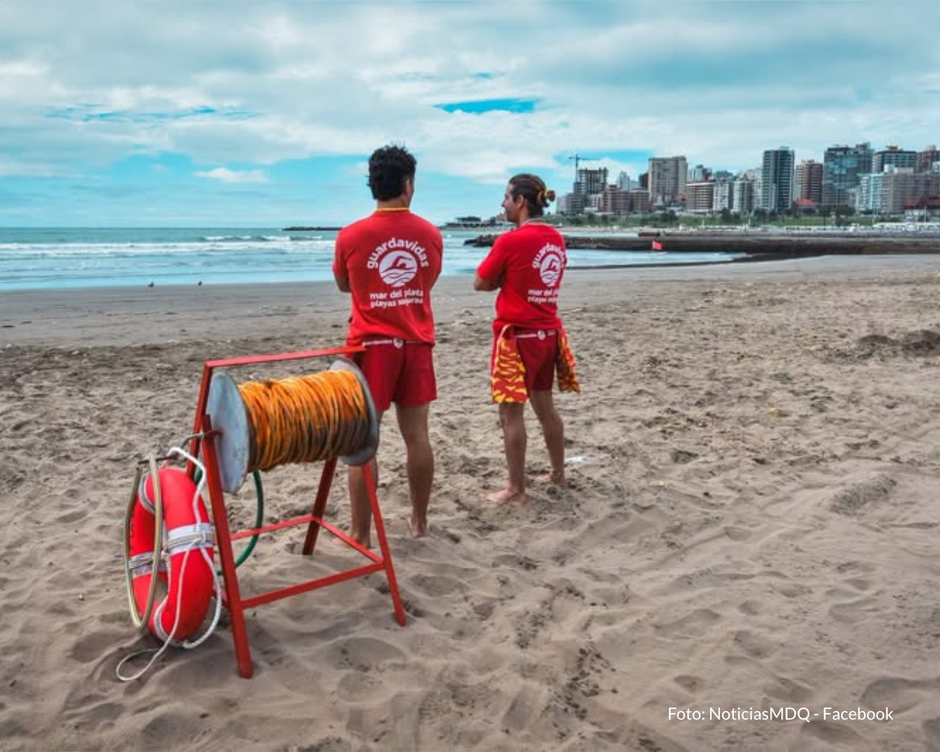 Antes del verano, la seguridad en el mar se pone a debate en Mar de Ajó